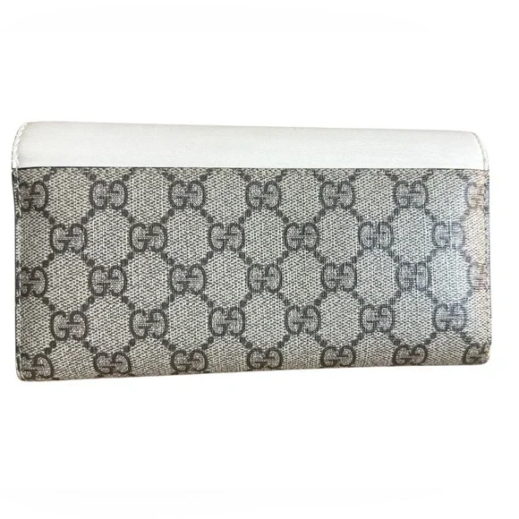 Gucci GG Supreme Continental Wallet in white, tan and red & green bow - Picture 5 of 11